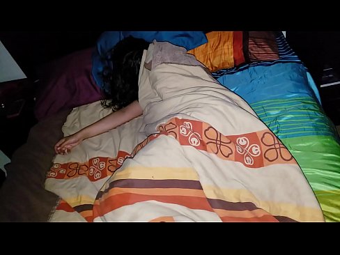 ❤️ Njërku qorton njerkën e tij të re ndërsa ajo fle. ❤ Porno në sq.rionews.top ️❤